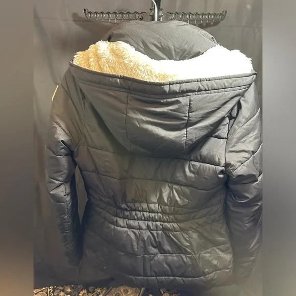 Women's Hollister Hooded Sherpa Lined Puffer Jacket Coat - Picture 5 of 5